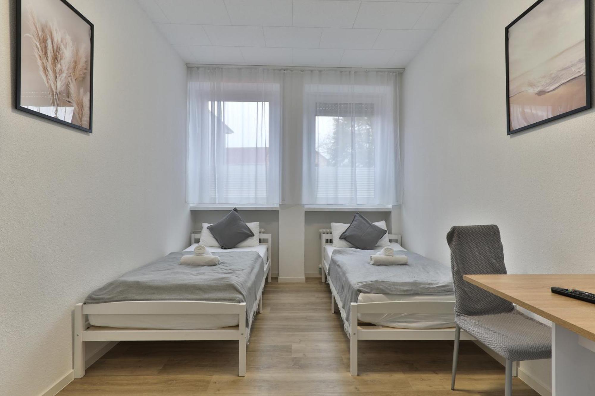 Moderne Ferienwohnungen - Service Wie Im Hotel Goeppingen Exterior photo
