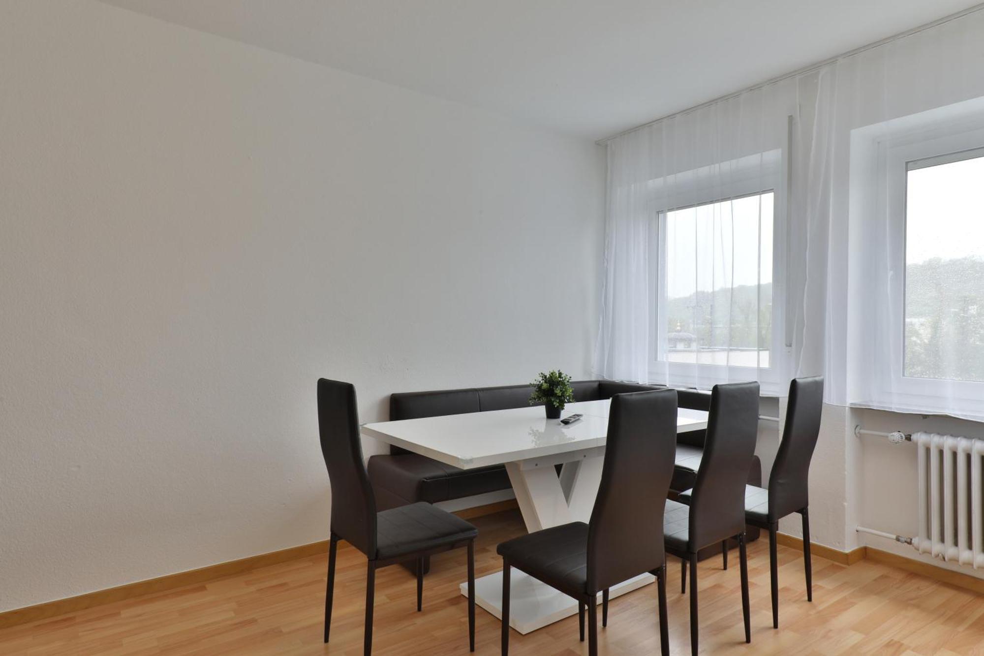 Moderne Ferienwohnungen - Service Wie Im Hotel Goeppingen Exterior photo