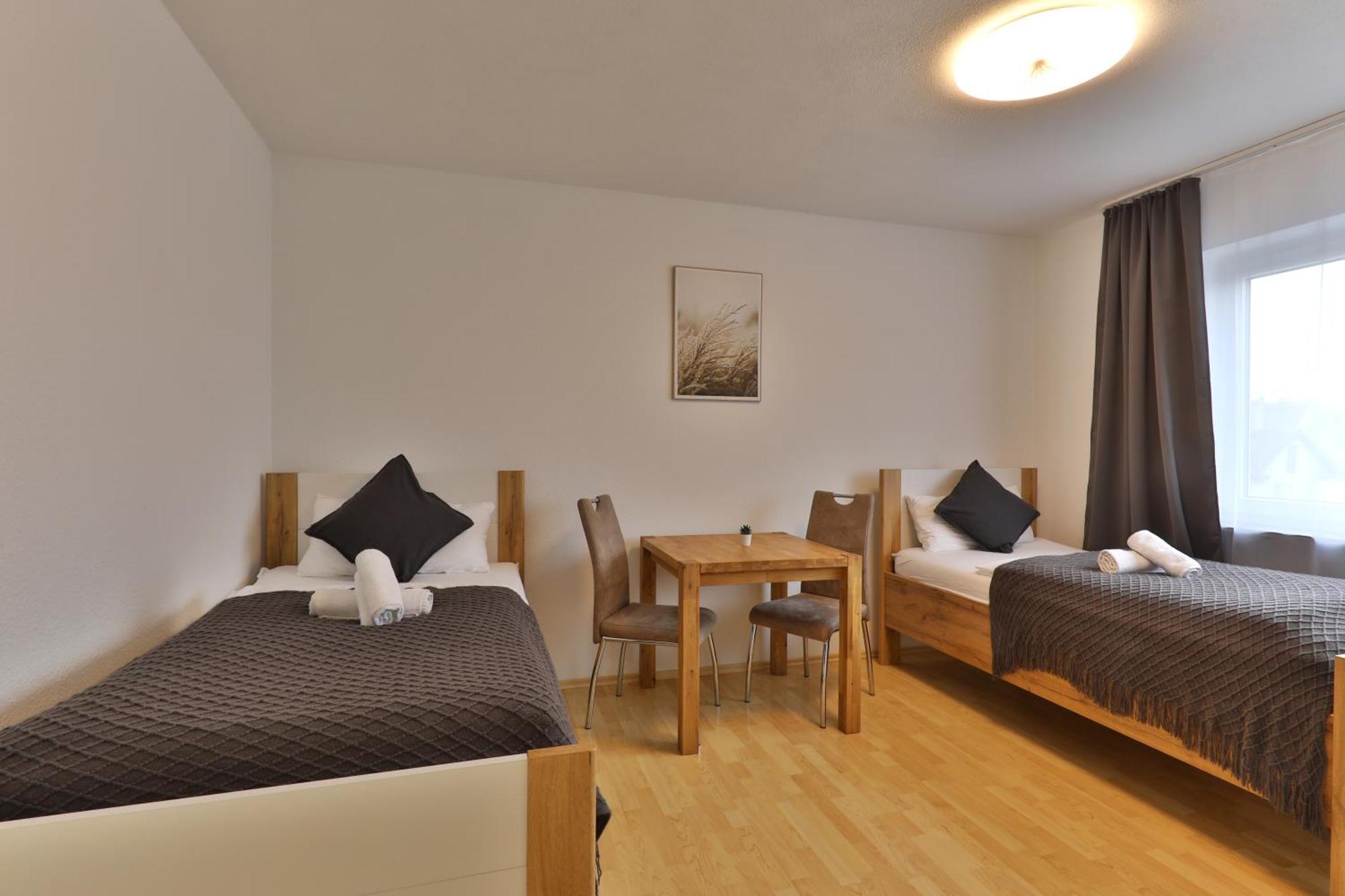 Moderne Ferienwohnungen - Service Wie Im Hotel Goeppingen Exterior photo